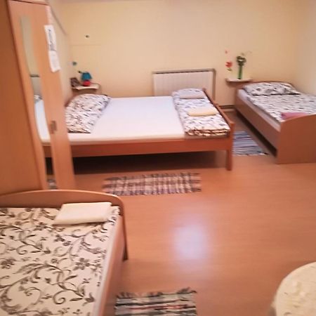 Hostel Poslon Krapina Szoba fotó