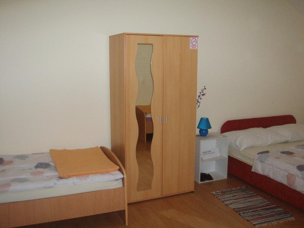 Hostel Poslon Krapina Szoba fotó